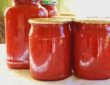 Homemade tomato ketchup for the winter, you'll lick your fingers!