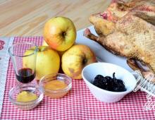 Duck in the oven with prunes, dried apricots and apples