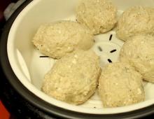 Minced turkey cutlets: delicious dietary recipes Turkey cutlets in a steamer for children