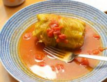 How to cook cabbage for cabbage rolls in the microwave?